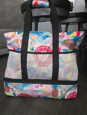 Hello Summer Pink Patterned Beach Tote Bag with Mesh Pockets.  Brand New